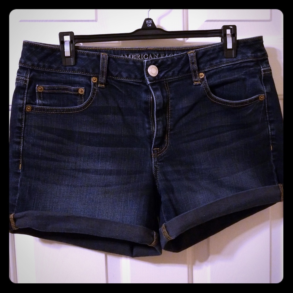 American Eagle Boy Midi Denim Short